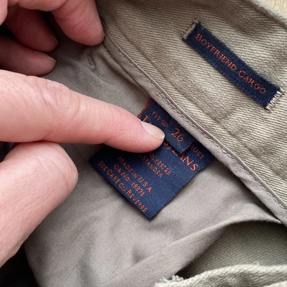 James Jeans Boyfriend Cargo(Stock photo for reference) - Picture 4 of 6